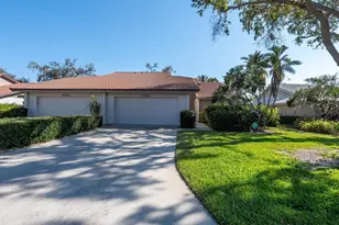 3922 Wilshire Cir, Sarasota, FL 34238 - Photo 1