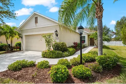 4954 Newport News Circle, Lakewood Ranch, FL 34211 - Photo 1