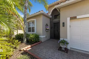 4134 63rd Terrace E, Sarasota, FL 34243 - Photo 1