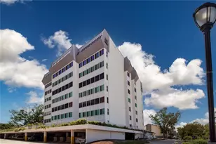 1080 Peppertree Ln W, Sarasota, FL 34242 - Photo 1