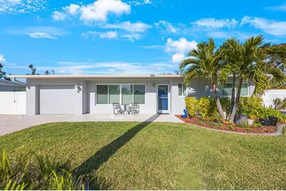 110 61st Street W, Bradenton, FL 34209 - Photo 1