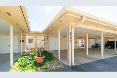 5053 Live Oak Circle, Bradenton, FL 34207 - Photo 1