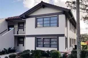 5630 Golf Pointe Dr, Sarasota, FL 34243 - Photo 1