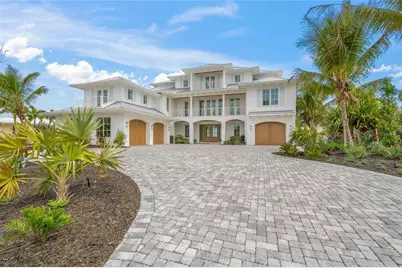 619 Key Royale Drive, Holmes Beach, FL 34217 - Photo 1