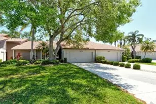 3954 Wilshire Cir, Sarasota, FL 34238 - Photo 1