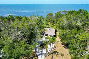 7620 Westmoreland Dr, Sarasota, FL 34243 - Photo 1