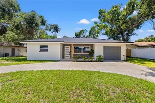 1050 55th Ave S, Saint Petersburg, FL 33705 - Photo 1