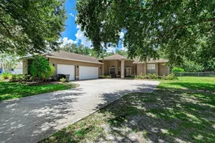 2611 221 St E, Bradenton, FL 34211 - Photo 1