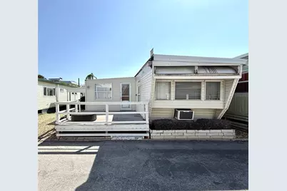 73 Twin Shores Boulevard, Longboat Key, FL 34228 - Photo 1