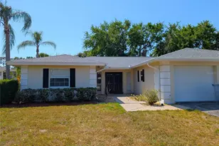 7288 W Country Club Dr N, Sarasota, FL 34243 - Photo 1