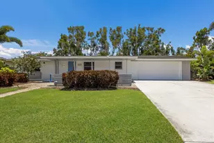 2560 Sunnyside St, Sarasota, FL 34239 - Photo 1