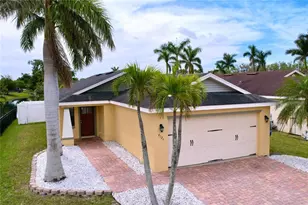 4826 San Ortebello Dr, Bradenton, FL 34208 - Photo 1