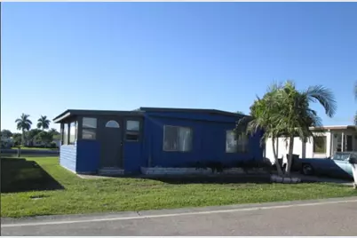 302 51st Avenue E, Bradenton, FL 34203 - Photo 1