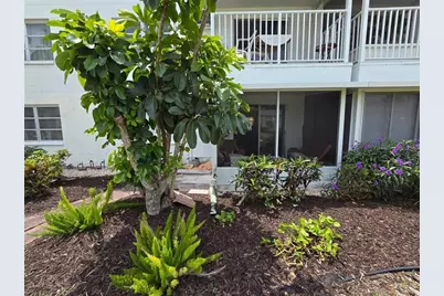 2207 Sunset Drive #E5, Bradenton, FL 34207 - Photo 1