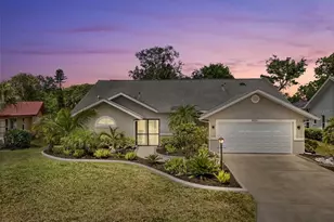 5750 Carriage Dr, Sarasota, FL 34243 - Photo 1