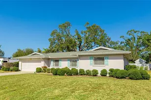 5706 10th Ave Dr W, Bradenton, FL 34209 - Photo 1