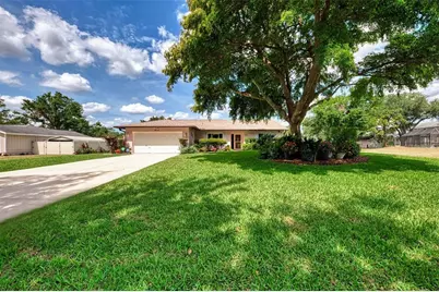 6011 91st Street E, Bradenton, FL 34202 - Photo 1
