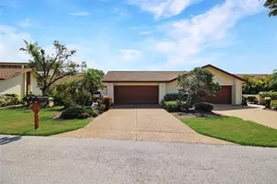 6019 Courtside Dr, Bradenton, FL 34210 - Photo 1