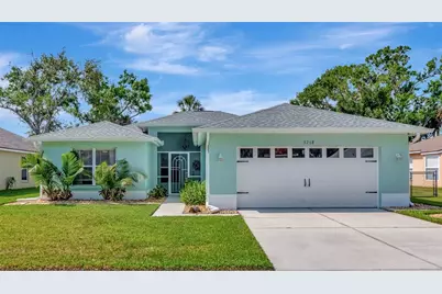 3718 61st Drive E, Bradenton, FL 34203 - Photo 1