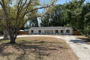 5516 16th St W, Bradenton, FL 34207 - Photo 1