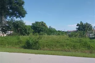 612 Dolphin Pkwy, Punta Gorda, FL 33950 - Photo 1