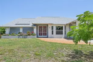 104 Hourglass Dr, Venice, FL 34293 - Photo 1