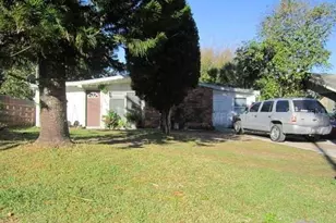 1909 6th Ave W, Palmetto, FL 34221 - Photo 1