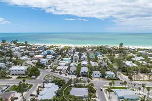 8105 Gulf Dr, Holmes Beach, FL 34217 - Photo 1