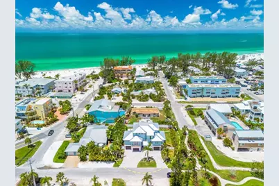 3702 5th Avenue, Holmes Beach, FL 34217 - Photo 1