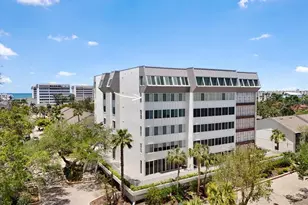 1255 E Peppertree Dr, Sarasota, FL 34242 - Photo 1