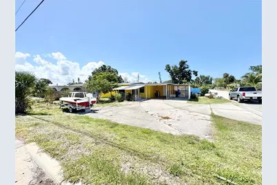 616 63rd Avenue W, Bradenton, FL 34207 - Photo 1
