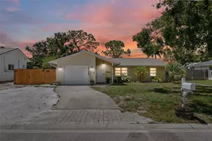 4076 Vana Dr, Sarasota, FL 34241 - Photo 1