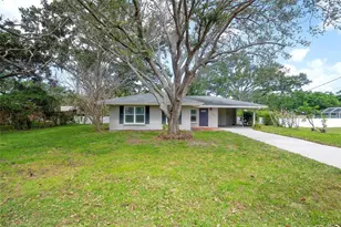 719 32nd Ave W, Palmetto, FL 34221 - Photo 1