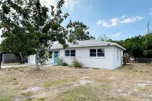 2404 Florida Blvd, Bradenton, FL 34207 - Photo 1