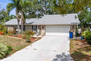 2204 67th St W, Bradenton, FL 34209 - Photo 1