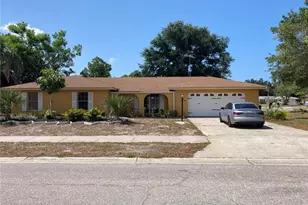 448 McArthur Ave, Sarasota, FL 34243 - Photo 1