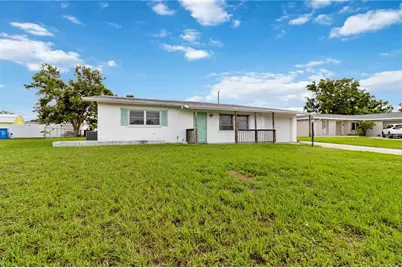 417 Glen Oak Road, Venice, FL 34293 - Photo 1