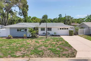 1400 62nd Pl S, Saint Petersburg, FL 33705 - Photo 1