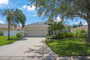 5419 Lakehurst Ct, Palmetto, FL 34221 - Photo 1