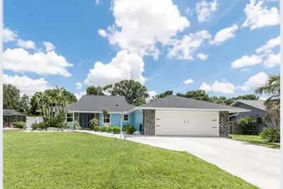 3915 Meadow Creek Drive, Sarasota, FL 34233 - Photo 1