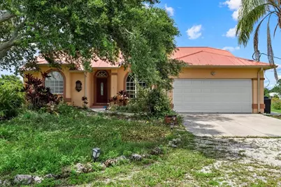 6805 225th Street E, Bradenton, FL 34211 - Photo 1