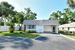 2332 Canalbluff Pl, Sarasota, FL 34231 - Photo 1