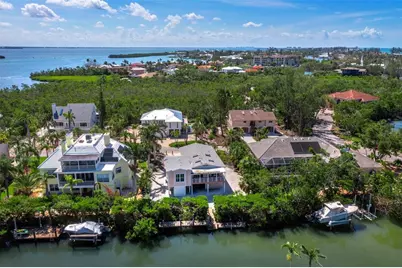 663 Penfield Street, Longboat Key, FL 34228 - Photo 1