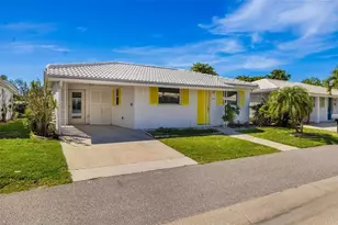 564 Spanish Dr N, Longboat Key, FL 34228 - Photo 1