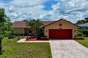 6806 18th Ave W, Bradenton, FL 34209 - Photo 1