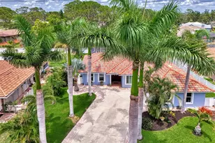 227 Monet Dr, Nokomis, FL 34275 - Photo 1