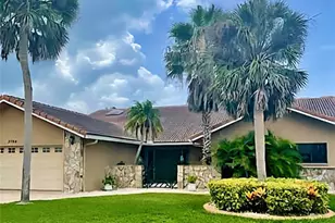 3764 Torrey Pines Blvd, Sarasota, FL 34238 - Photo 1