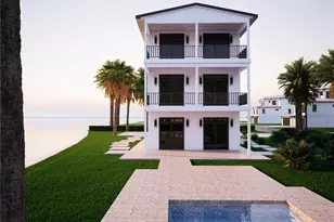 312 Avenida Leona, Sarasota, FL 34242 - Photo 1