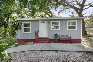 2005 Gillespie Ave, Sarasota, FL 34234 - Photo 1