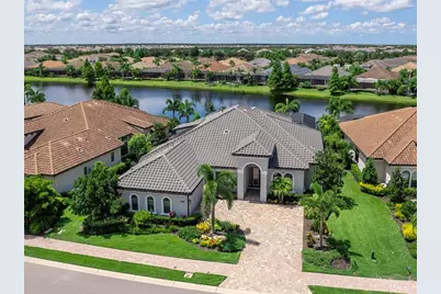 16628 Berwick Terrace, Lakewood Ranch, FL 34202 - Photo 1